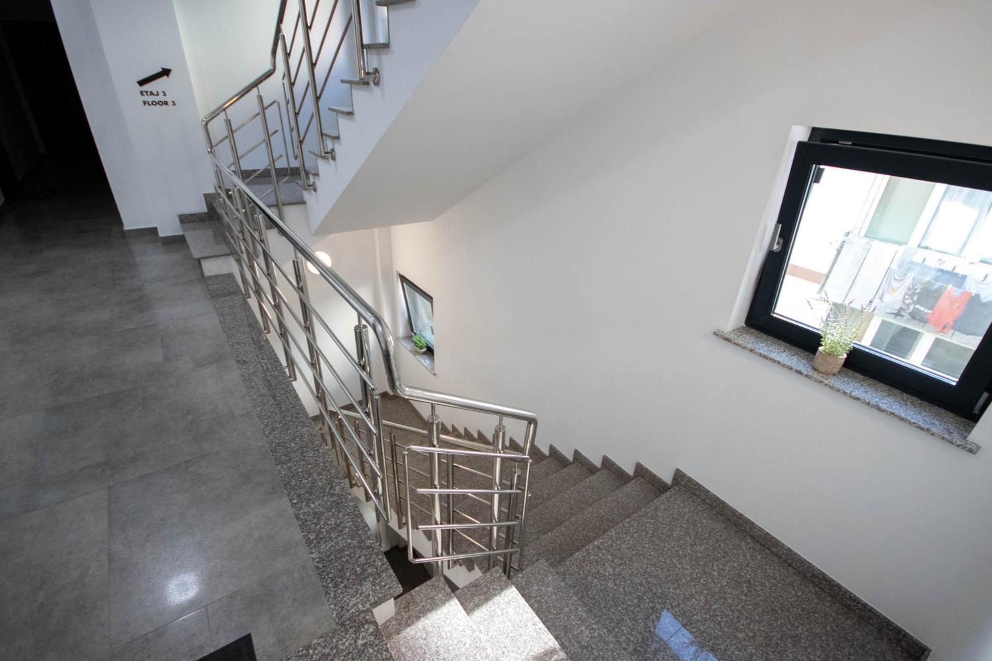 Astar Apartments - Small เรอเดออุตสิ ภายนอก รูปภาพ