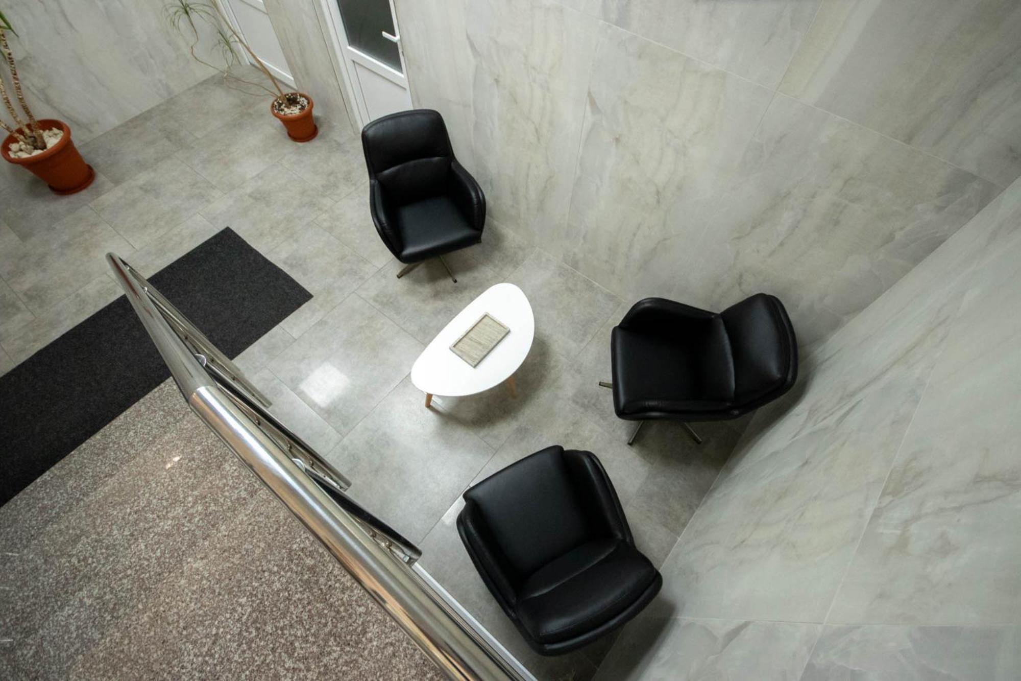 Astar Apartments - Small เรอเดออุตสิ ภายนอก รูปภาพ