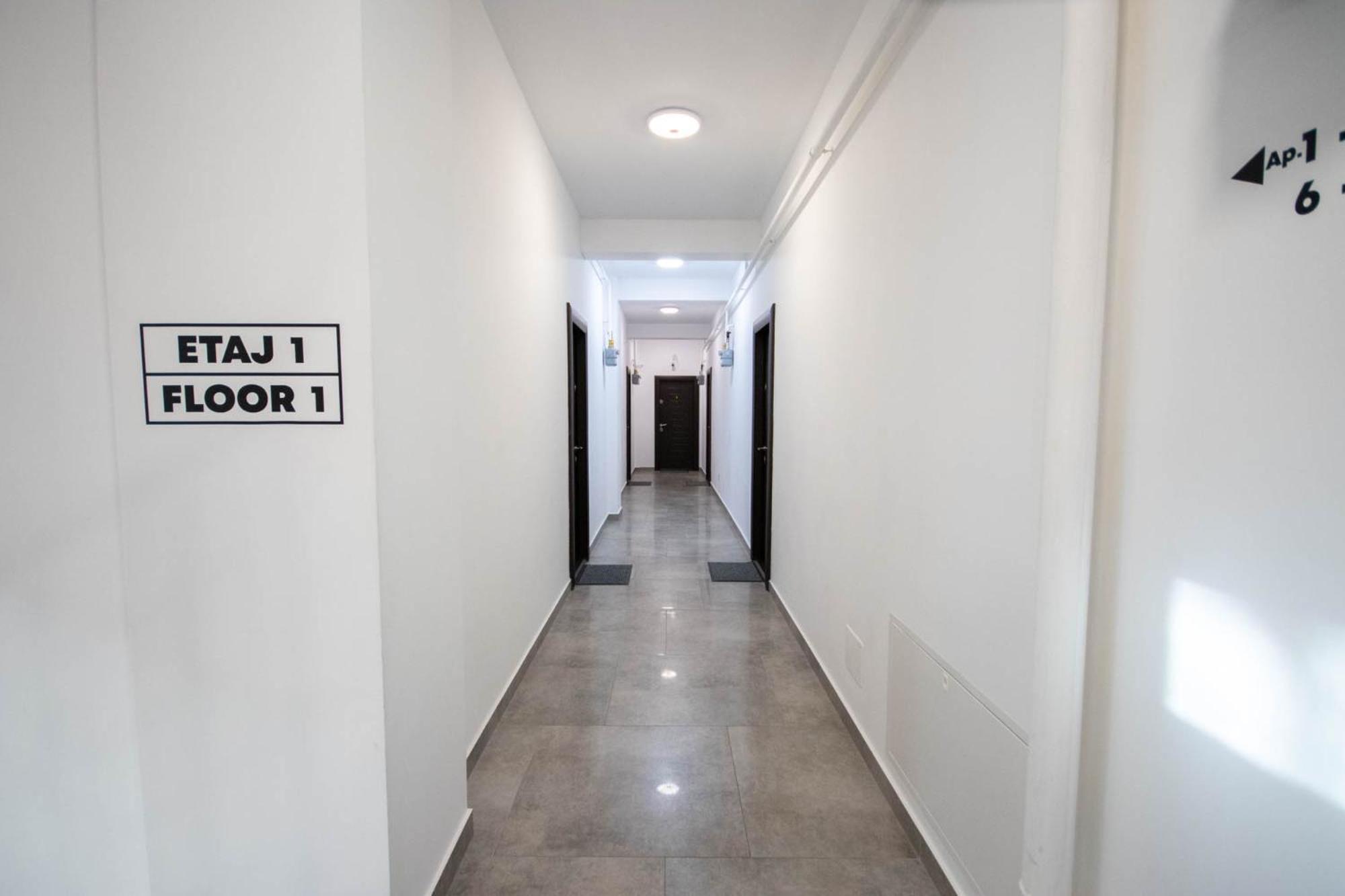 Astar Apartments - Small เรอเดออุตสิ ภายนอก รูปภาพ